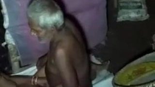 देहाती ससुर और बहू की चूत चुदाई का क्षकशकश वीडियो