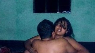 सूपरवाइज़र से चुदी सेक्सी बिंगाली भाभी