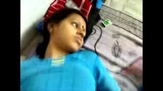 आमेचर इंडियन भाभी का ब्लोवजोब और चूत सेक्स वीडियो