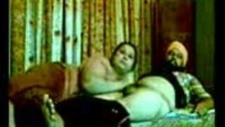 सरदार जी और भाभी के चोद ने का और लंड चूसने का वीडियो