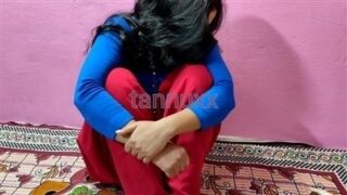 विलेज मई कमसिन लड़की का अश्लील छोड़ा छोड़ी सेक्स वीडियो